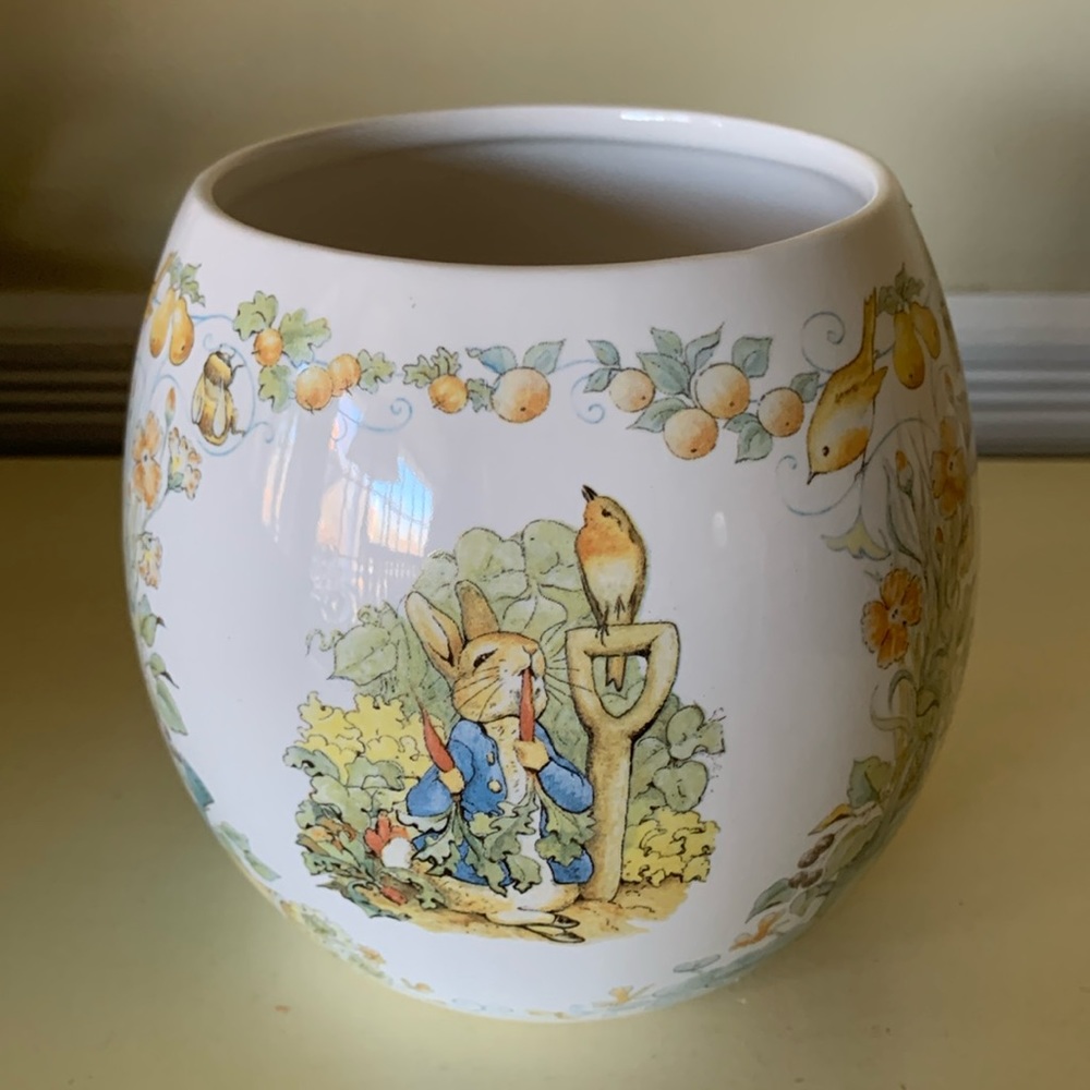 Teleflora 1996 Beatrix Potter Peter Rabbit Planter/Container